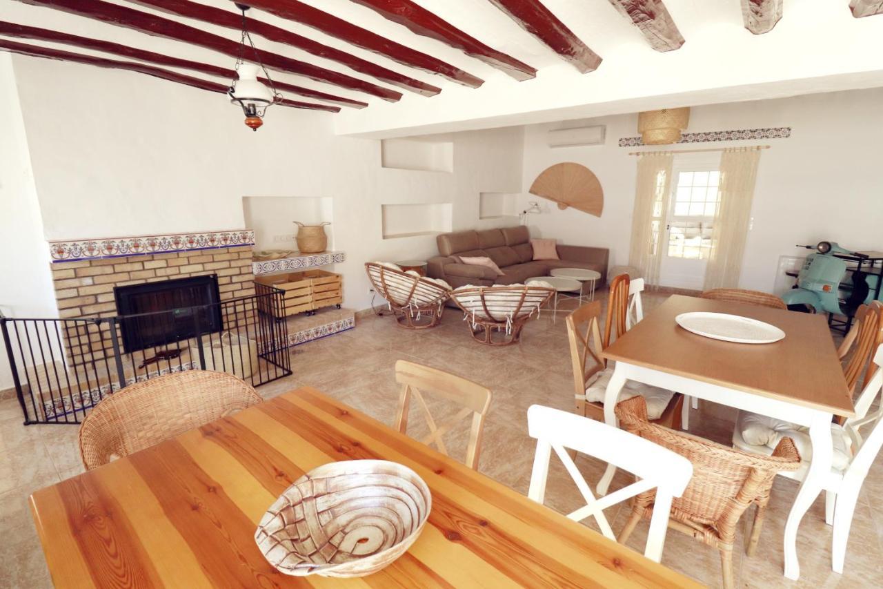 Casa Rural Ideal Para Escapadas Con Barbacoa Y Spa Tinarejos Exterior photo
