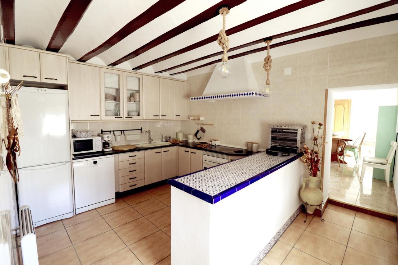 Casa Rural Ideal Para Escapadas Con Barbacoa Y Spa Tinarejos Exterior photo