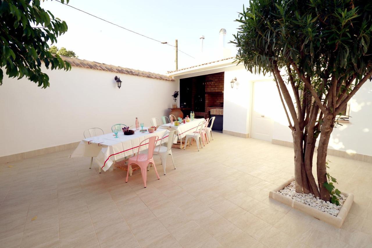Casa Rural Ideal Para Escapadas Con Barbacoa Y Spa Tinarejos Exterior photo